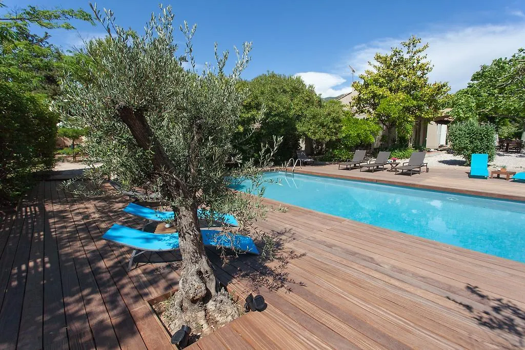 Le Mas De Bertagne Bed & Breakfast Gemenos 0*,